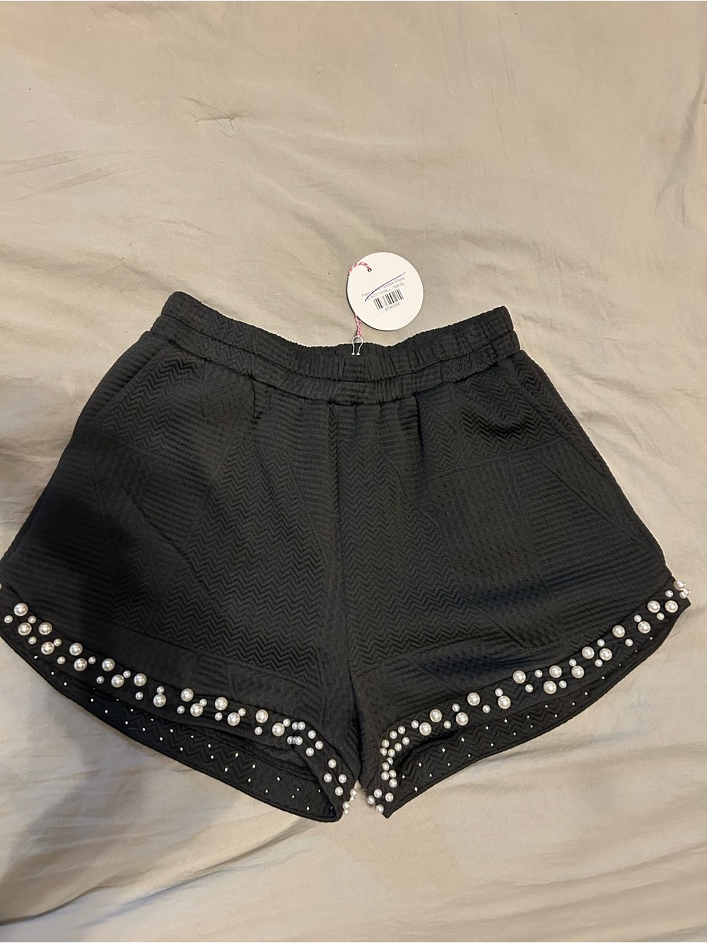 Umgee Black Pearl-Trim Shorts